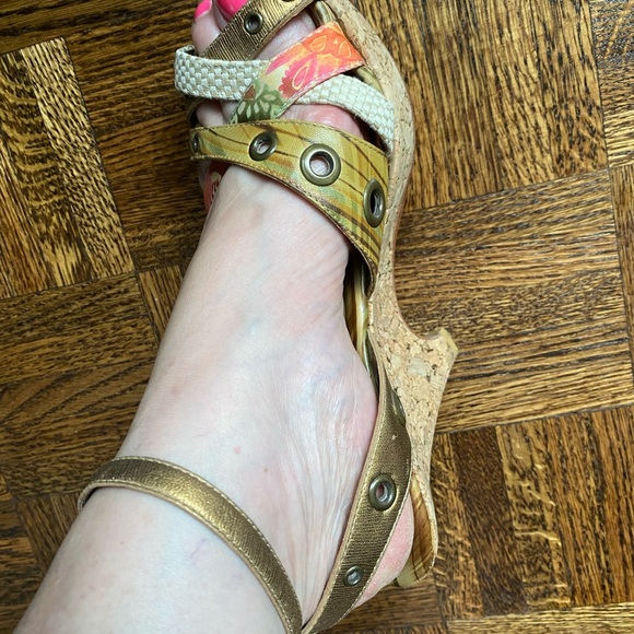 Bridget Shuster Cork Wedges Sandals. Size 10 - Picture 3 of 11